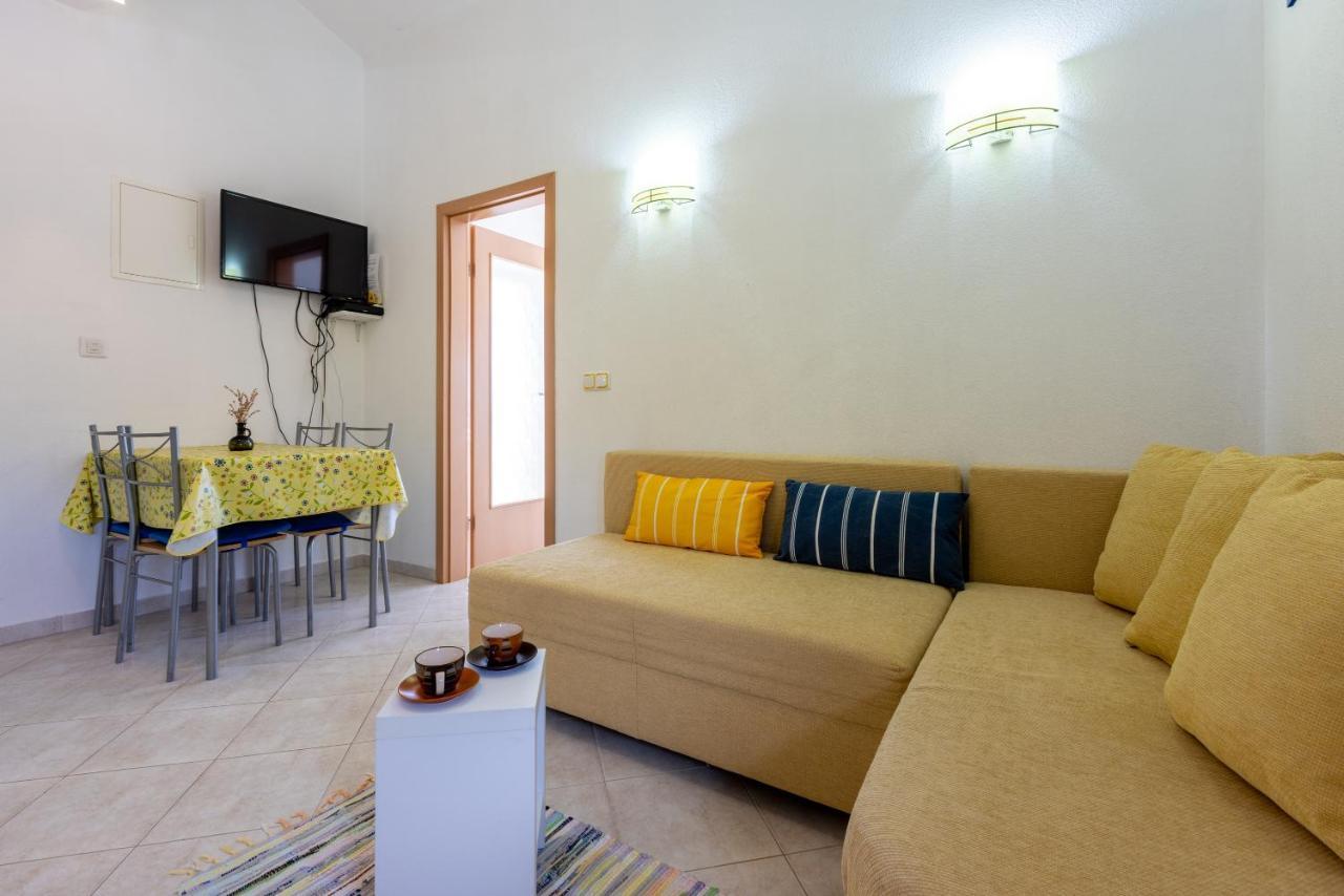 Apartmani Jaric Novi Vinodolski Exterior photo